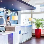 Hotel Ibis Budget Les Moulineaux Paris Ouest 2*