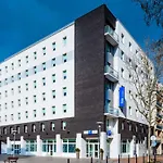 Ibis Budget Les Moulineaux Paris Ouest Hotel