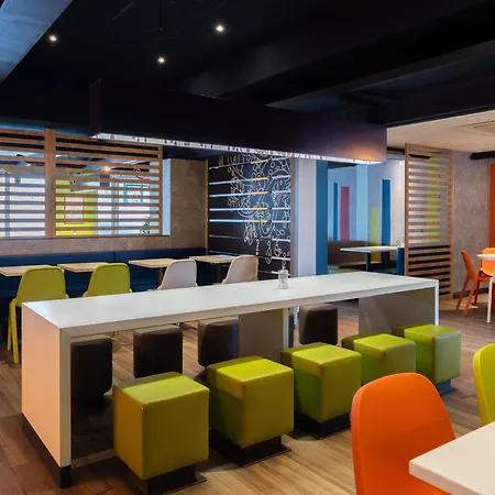 Ibis Budget Les Moulineaux Paris Ouest Hotel Issy-les-Moulineaux