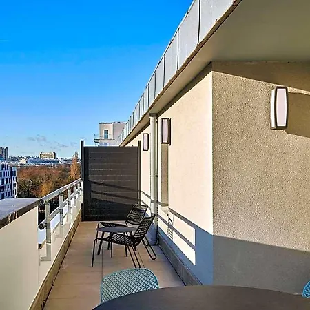 Ibis Budget Les Moulineaux Paris Ouest Hotell
