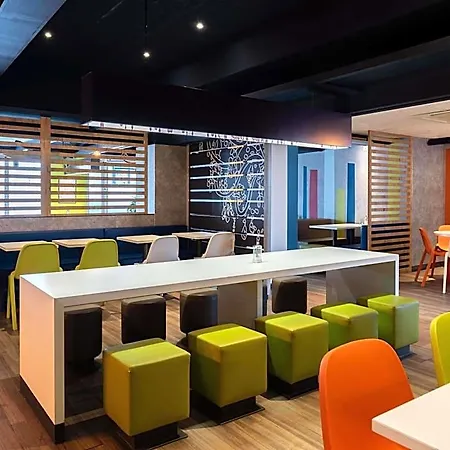 Ibis Budget Les Moulineaux Paris Ouest Hotell 2*